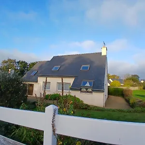 Hébergement de vacances Maison Avec Jardin Clos Jaudy, La Roche-Derrien